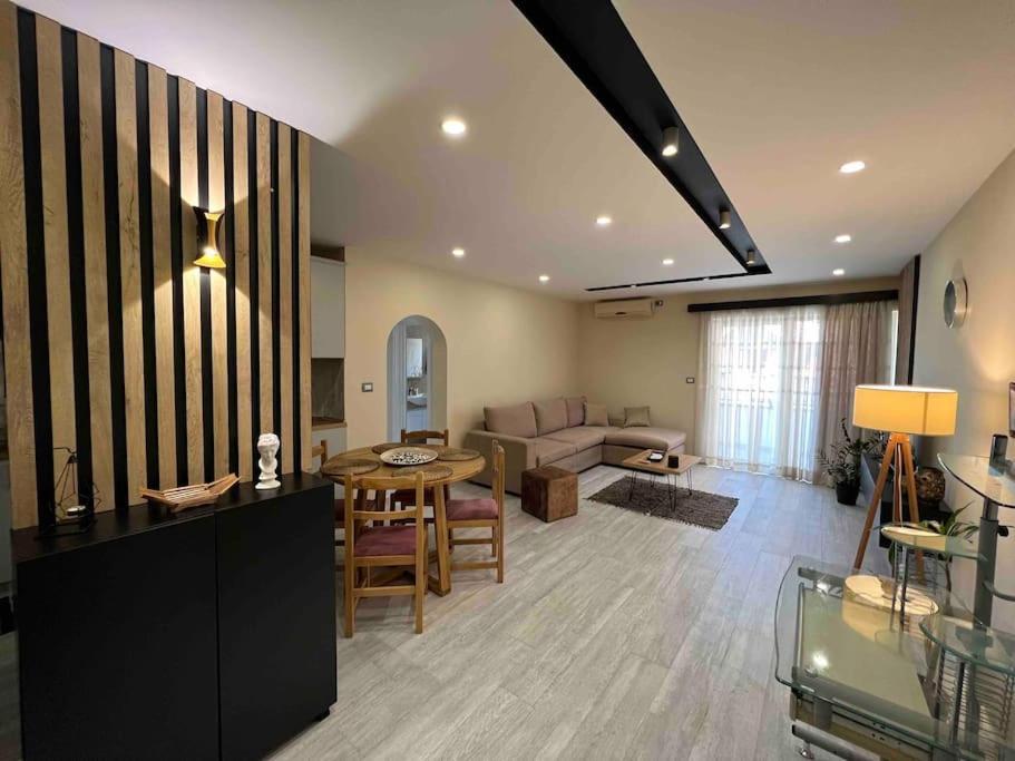 Great Apartament Near Lake & Blloku Area Тирана Экстерьер фото